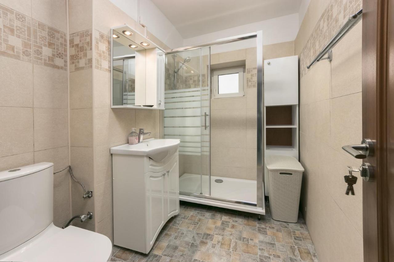 Vlad House Decebal Apartman Bukarest Kültér fotó